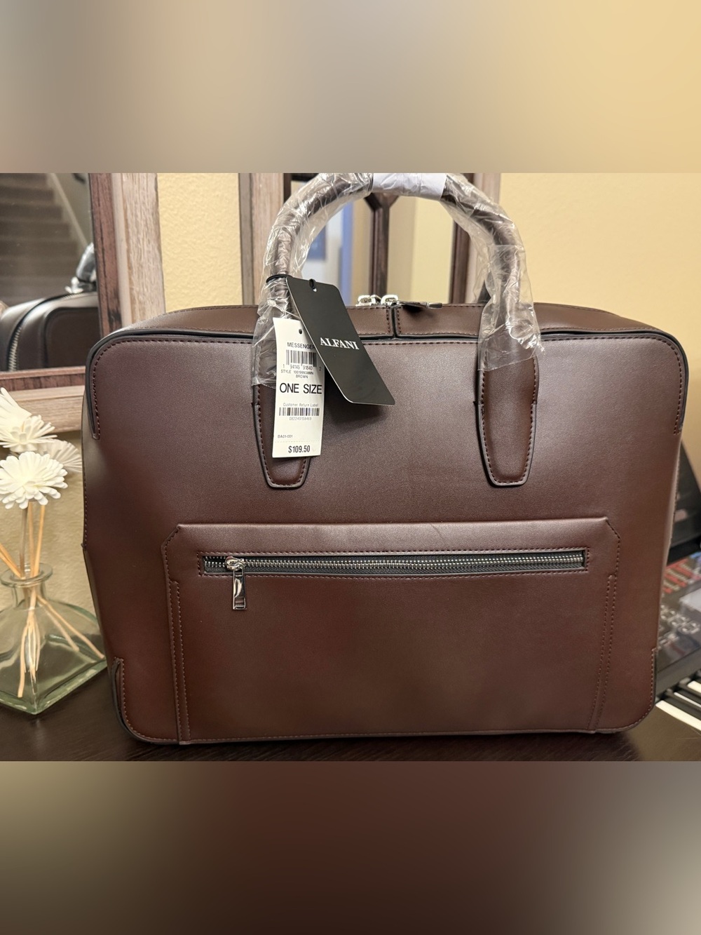 Alfani Mens Messenger Bag Brown One Size Office Professional Laptop Travel NWT